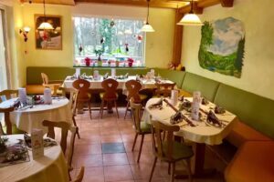 Restaurant & Waldcafé Am Kunstteich