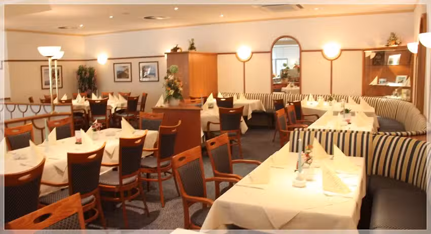 Restaurant &bdquo;Zur neuen Eiche&ldquo; im Hotel An der Hasenheide