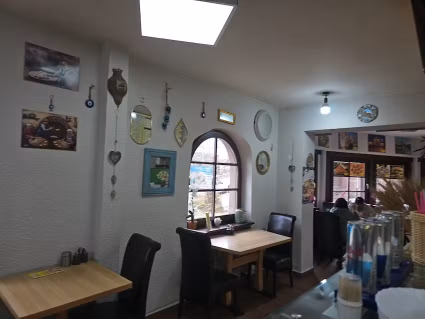 Reyna D&ouml;ner Pizza Grill in b&uuml;chenbronn