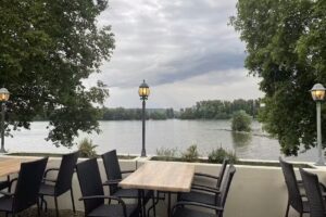 Rhein Pavillon da Nico