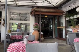 Rheinterrassen Gasthaus am Fluss