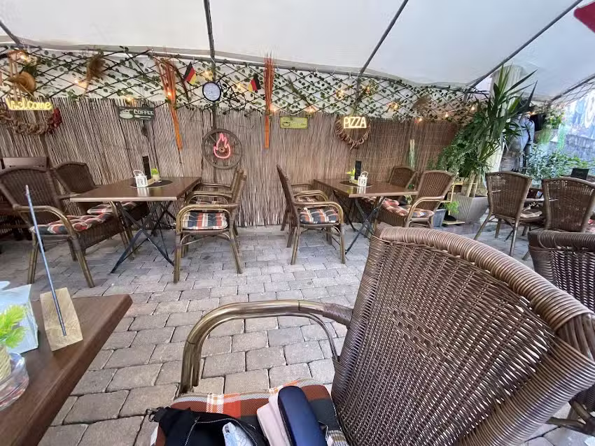 Ristorante Monte Bianco &ndash; HOLZOFEN Pizza