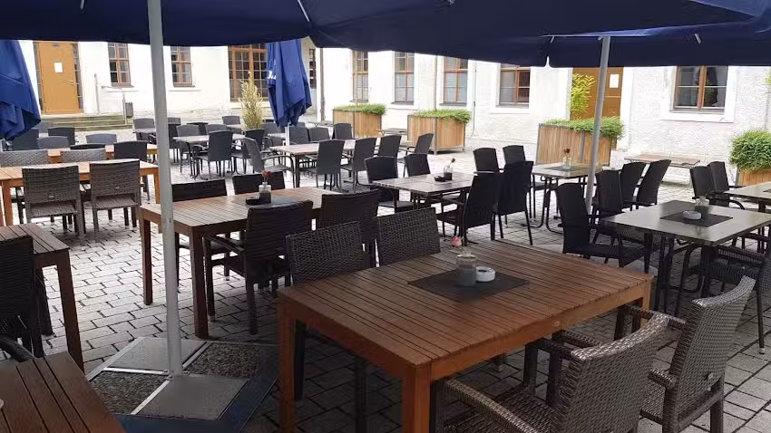 Ristorante & Pizzeria CASTELLO