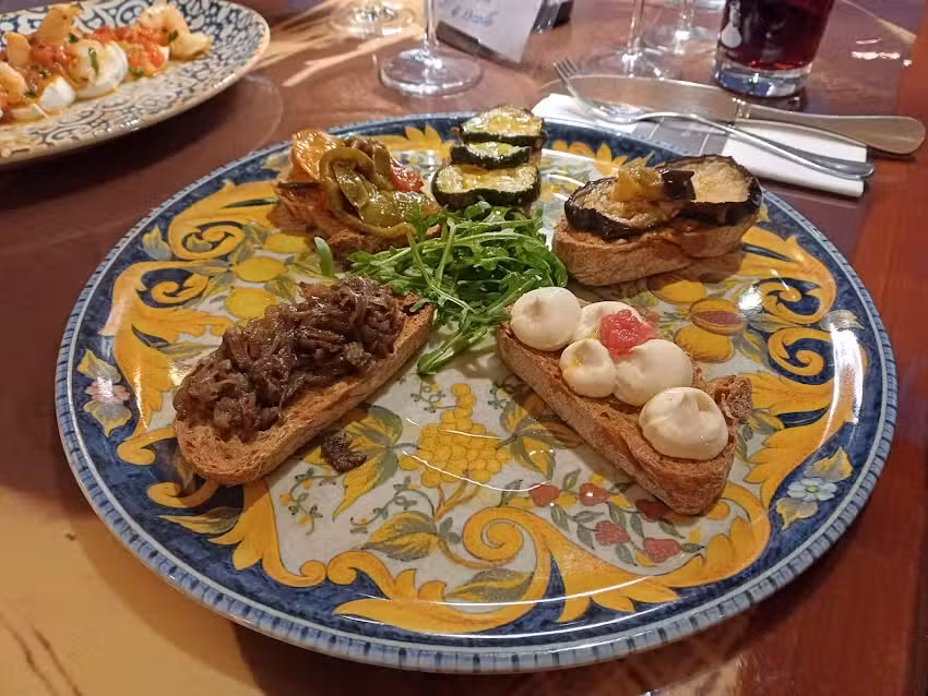 Ristorante Tab&uacute; Art