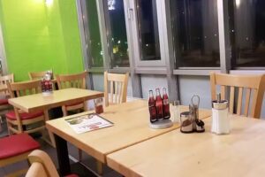 Robin&rsquo;s Grillhouse