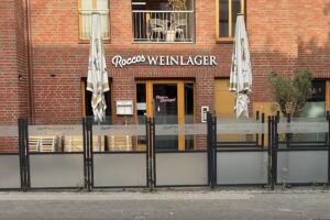 Roccos Weinlager & Pizzeria