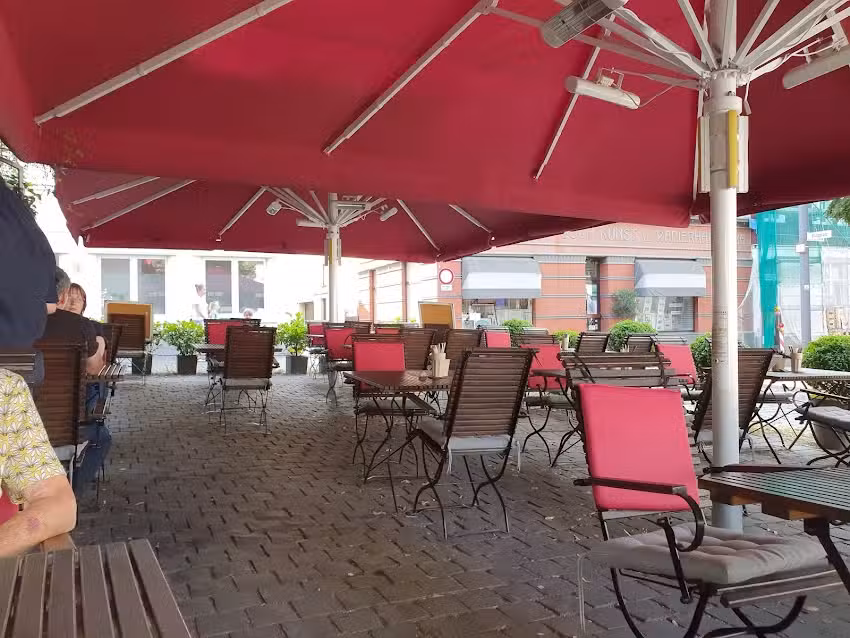R&ouml;merburg Weinhaus + Restaurant