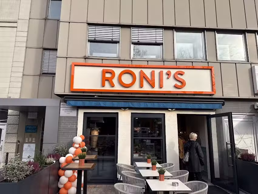 RONI&rsquo;S