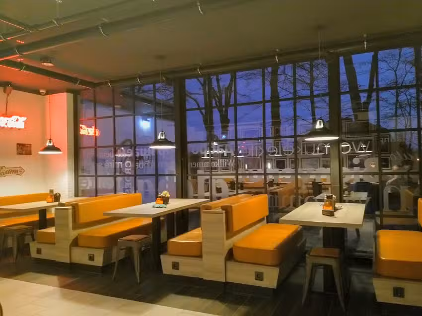 Room21 Restaurant