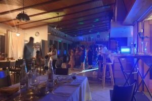 ROXIS TAVERNA