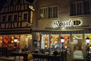 Royal DT Cafe Restaurant