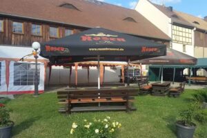 Rüdis Campingburg und Bowlingbahn