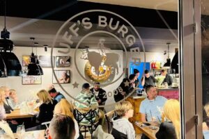 Ruff&rsquo;s Burger Haar