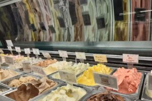 R&uuml;llis Eismanufaktur