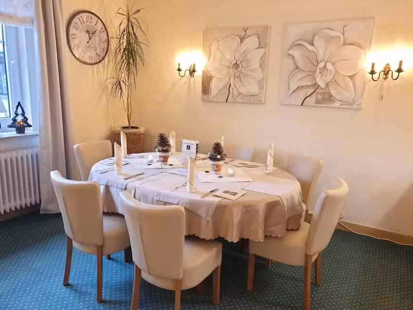 Rustikana IMBISS und Rustikana ESSZIMMER Restaurant