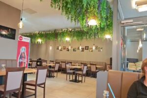 S China Restaurant