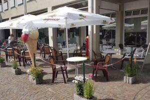 s&rsquo; Eisl&auml;dle