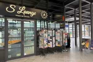 S Lounge