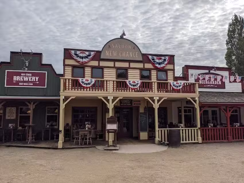 Saloon &bdquo;New Chance&ldquo;