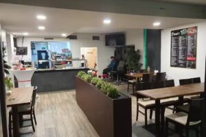 Sani’s Pizzeria & Grill