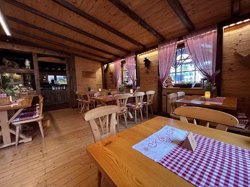 Saustall &ndash; Wetterburg