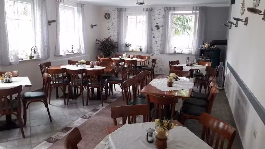 Schiffer Gasthaus und Caf&eacute; am Schiffshebewerk