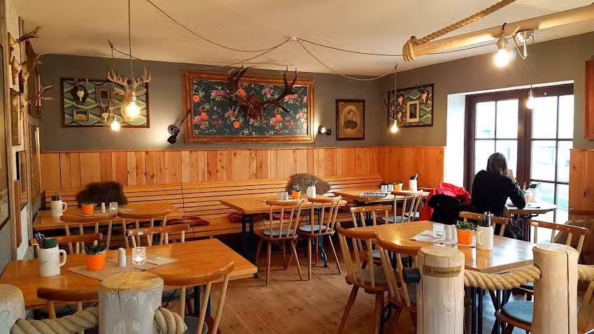 Schillings Hafenamt Hiddensee