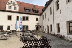 Schlo&szlig;-Restaurant &bdquo;Le Ch&acirc;teau&ldquo;