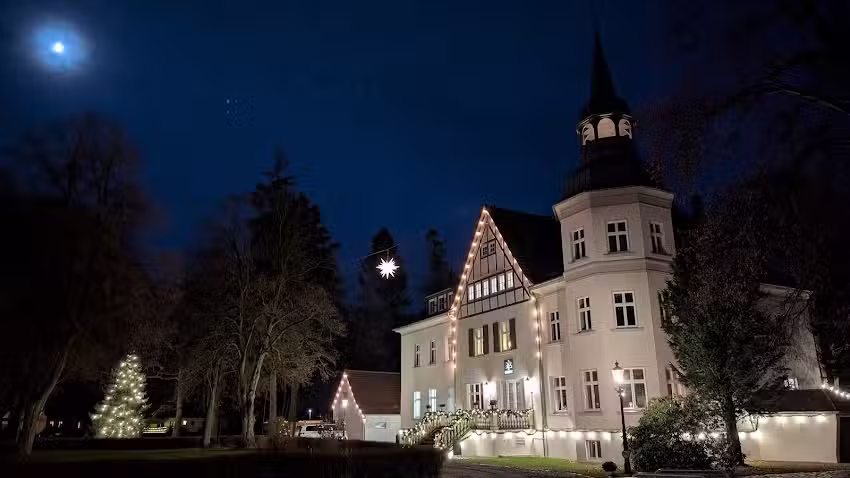 Schloss Sigr&ouml;n | Restaurant, Camping & Hotel