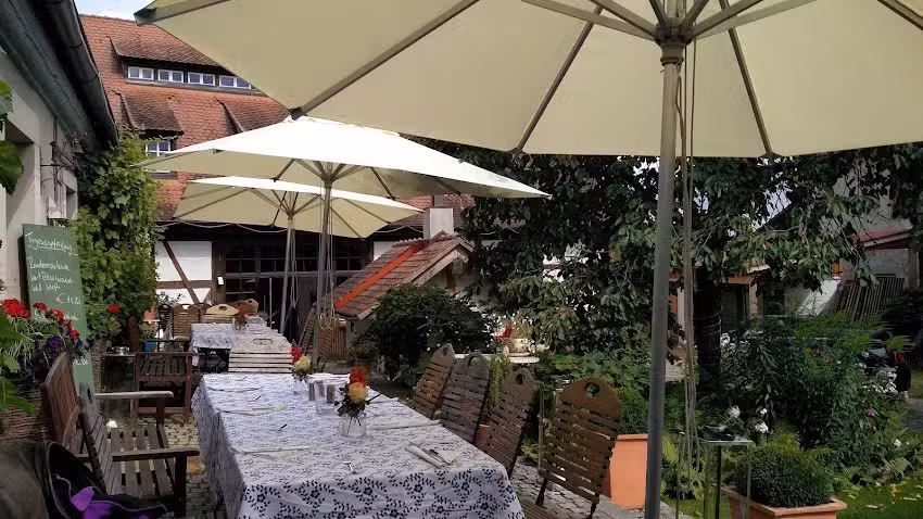 Schlossbauernhof zu Stolzenroth
