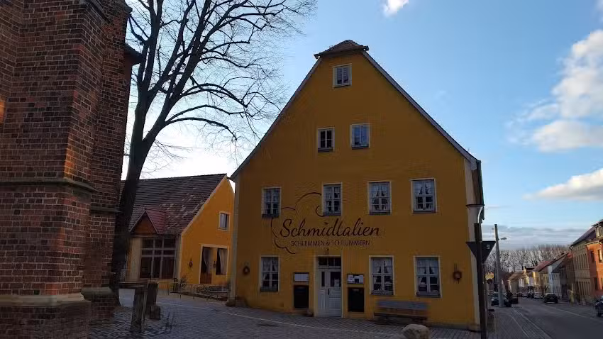 Schmidtalien | Schlemmen & Schlummern (Pension, Restaurant & Deko-Shop)
