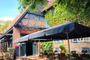 SCHMITZ BRASSERIE