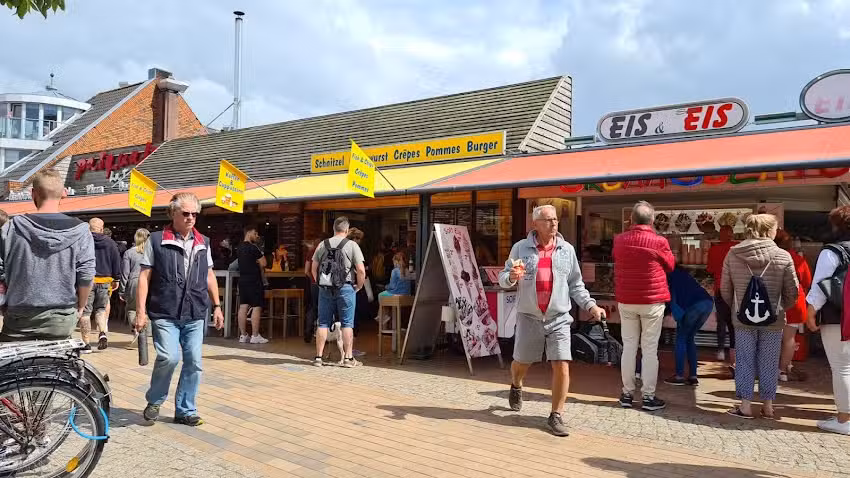 Schnitzel Currywurst