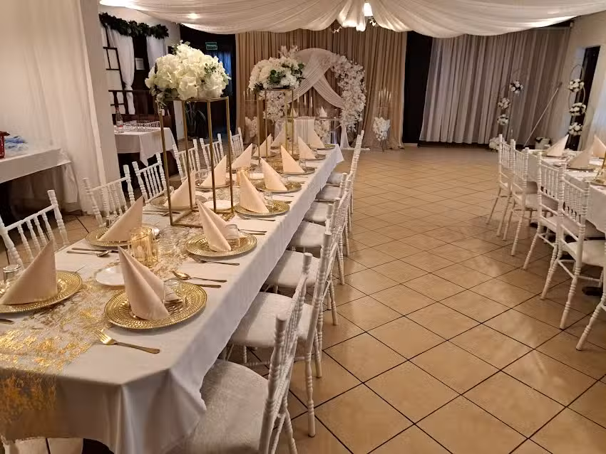 Schnitzel & Pizza Adriano