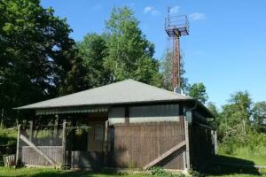 Schutzh&uuml;tte Antennenstation