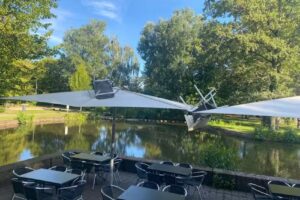 Schwahnenweiher Terrasse