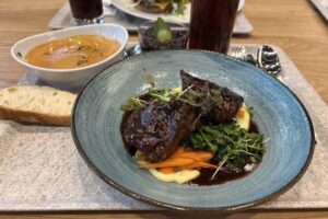 Schwarz Restaurant in der Rötelstraße 36