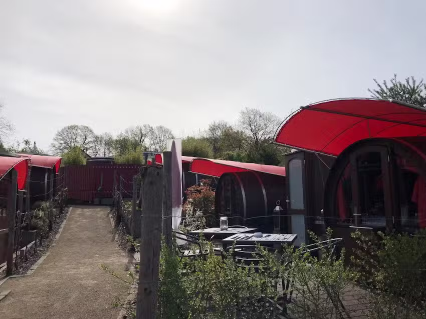 Schwarzrinderseen Weindorf Betriebs GmbH