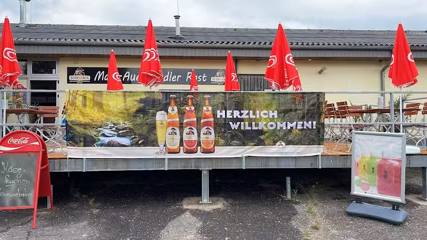 Schwimmbad-Kiosk DL und Main-Auen Radler Rast