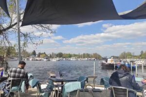 Seasidebar