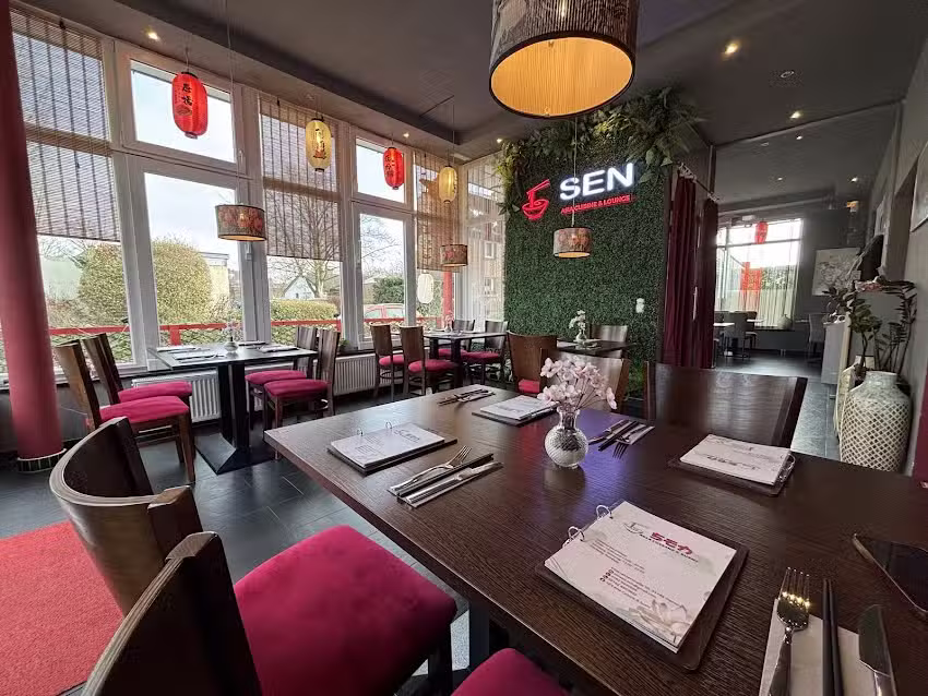 SEN Asian Cuisine & Sushi