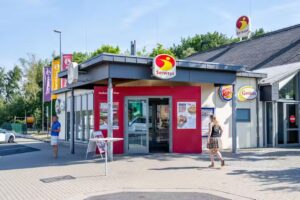 Serways Raststätte Großenmoor West