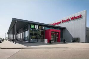 Serways Raststätte Köschinger Forst West