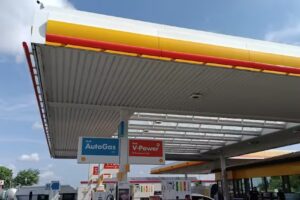 Shell Autohof Berg