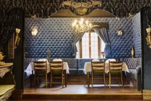 Shiraz Fausthaus Restaurant