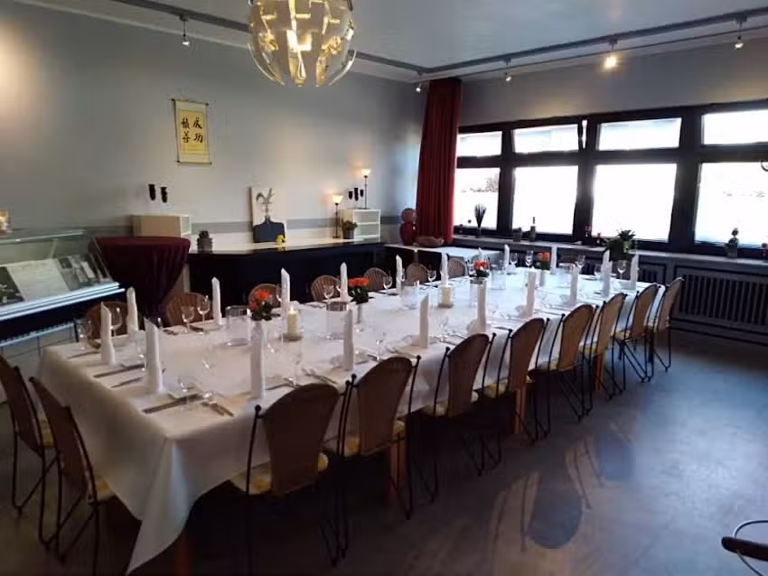 Sicker’s Restaurant & Feinkost