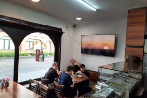 SIDE Grill & Pizzeria