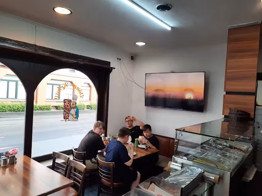 SIDE Grill & Pizzeria