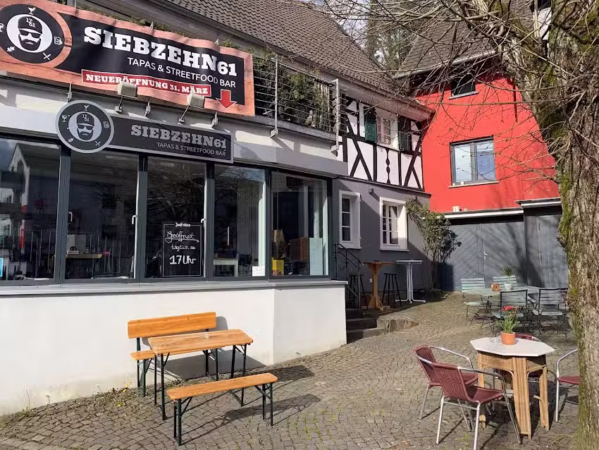 Siebzehn 61