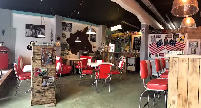 Simply tasty &ndash; Imbiss, BBQ, Burger & Co